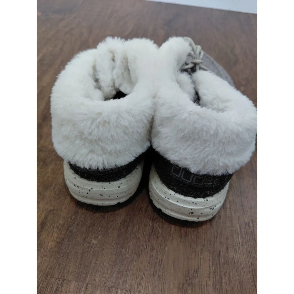 Hey Dude Britt Charcoal  Women's faux fur-lined ankle booties size 6